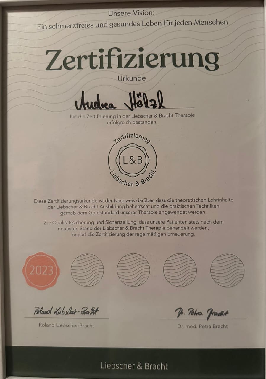 Zertifizierungsurkunde Liebscher & Bracht von Andrea Hölzl, 2023
